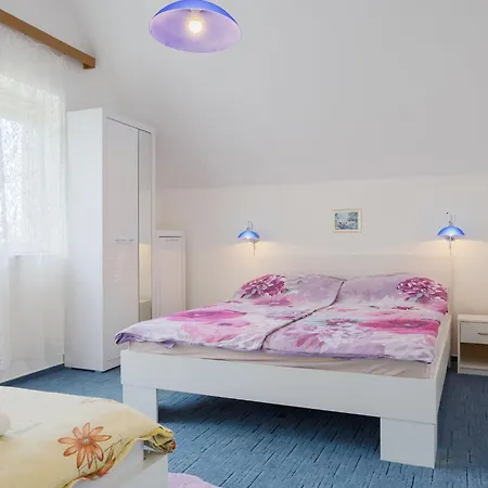 Apartment Anthony 2 By Interhome *