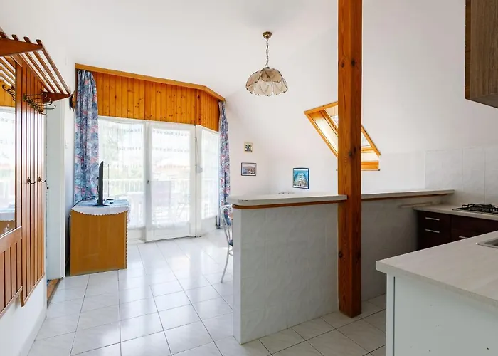 Anthony 2 By Interhome Apartament *